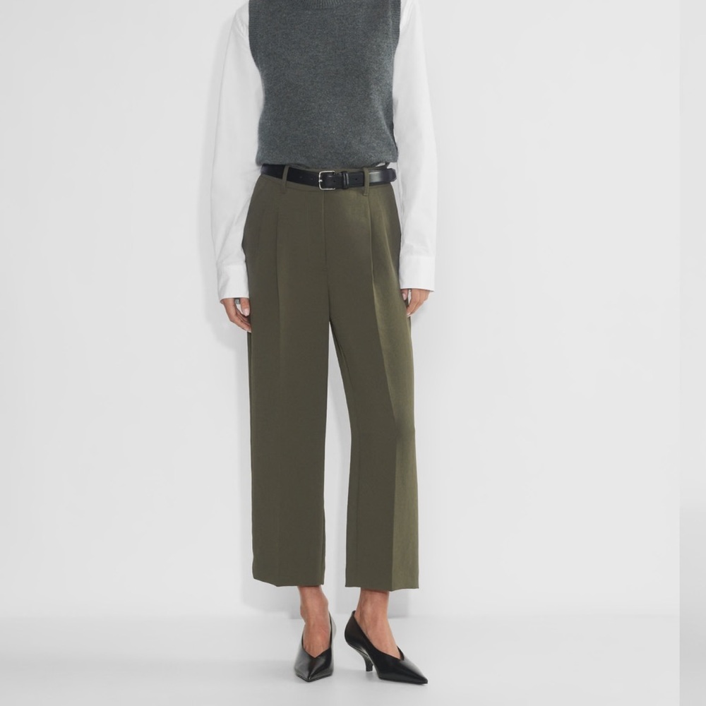 Effortless Pants - Cropped Dark Olive